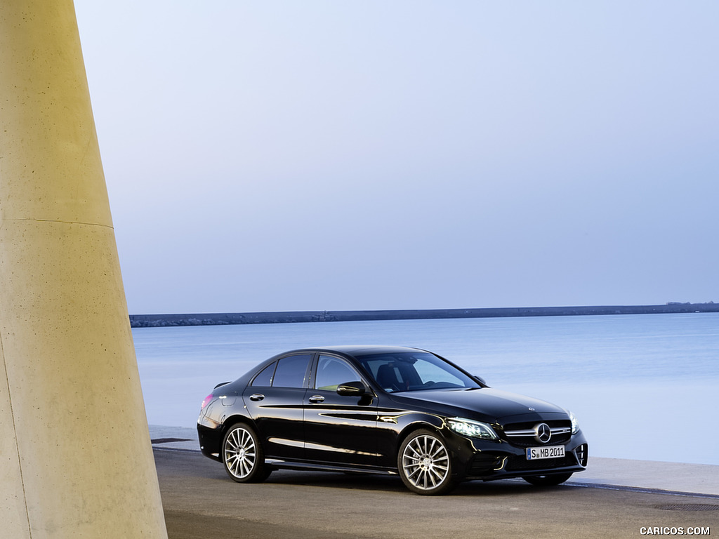 2019 Mercedes-AMG C43 4MATIC (Color: Obsidian Black Metallic) - Front Three-Quarter