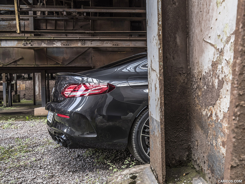 2019 Mercedes-AMG C43 4MATIC Coupe (Color: Graphite Grey Metallic) - Detail