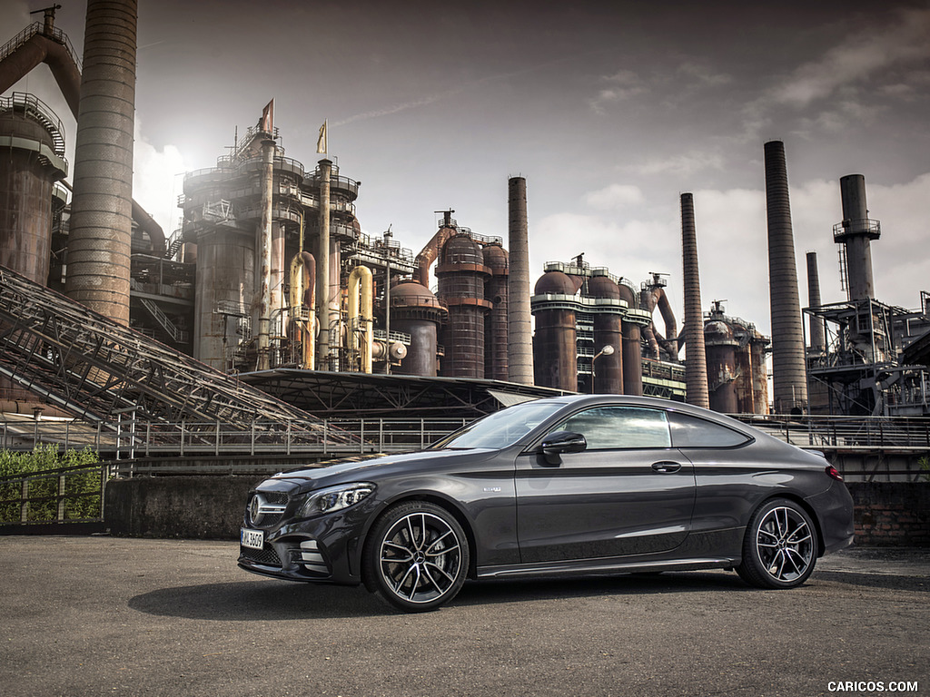 2019 Mercedes-AMG C43 4MATIC Coupe (Color: Graphite Grey Metallic) - Front Three-Quarter