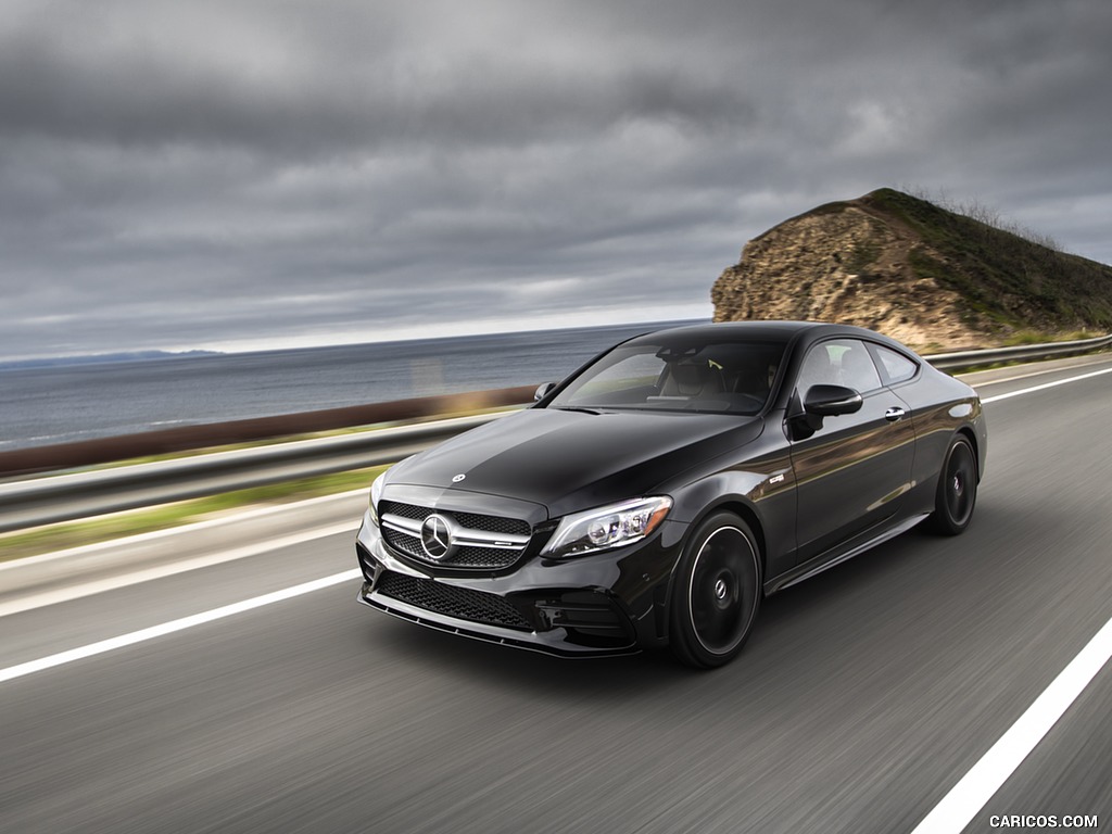 2019 Mercedes-AMG C43 Coupe (US-Spec) - Front Three-Quarter