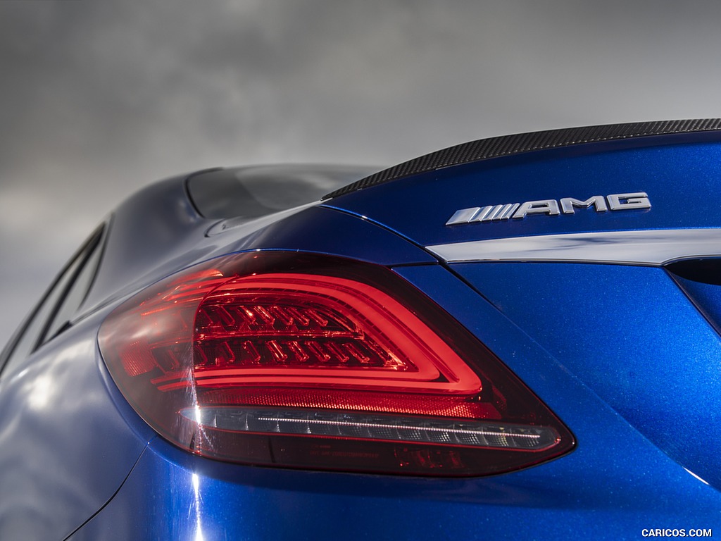 2019 Mercedes-AMG C43 Sedan (US-Spec) - Tail Light