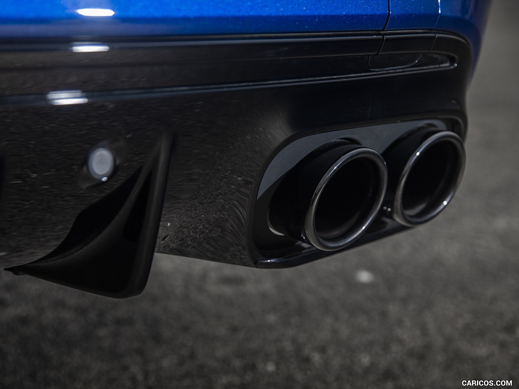 2019 Mercedes-AMG C43 Sedan (US-Spec) - Tailpipe