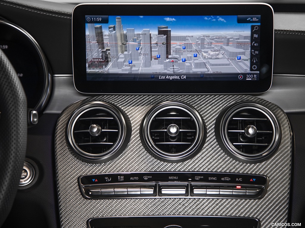 2019 Mercedes-AMG C63 S Sedan (US-Sedan) - Central Console