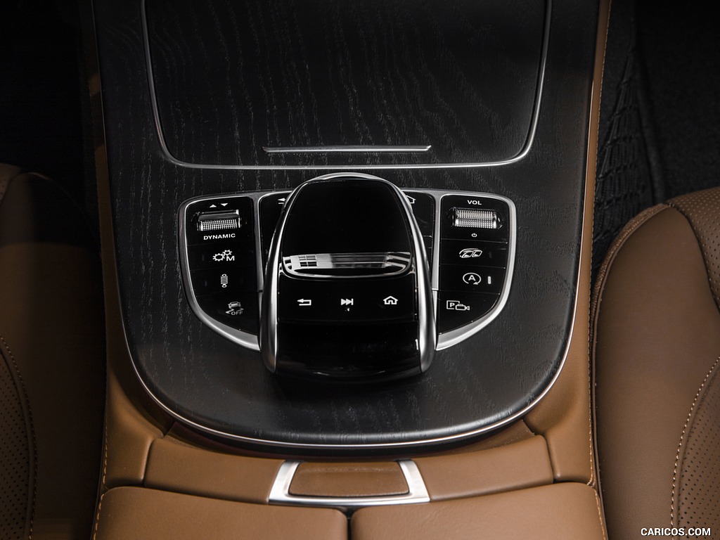 2019 Mercedes-AMG E 53 Sedan (US-Spec) - Interior, Detail