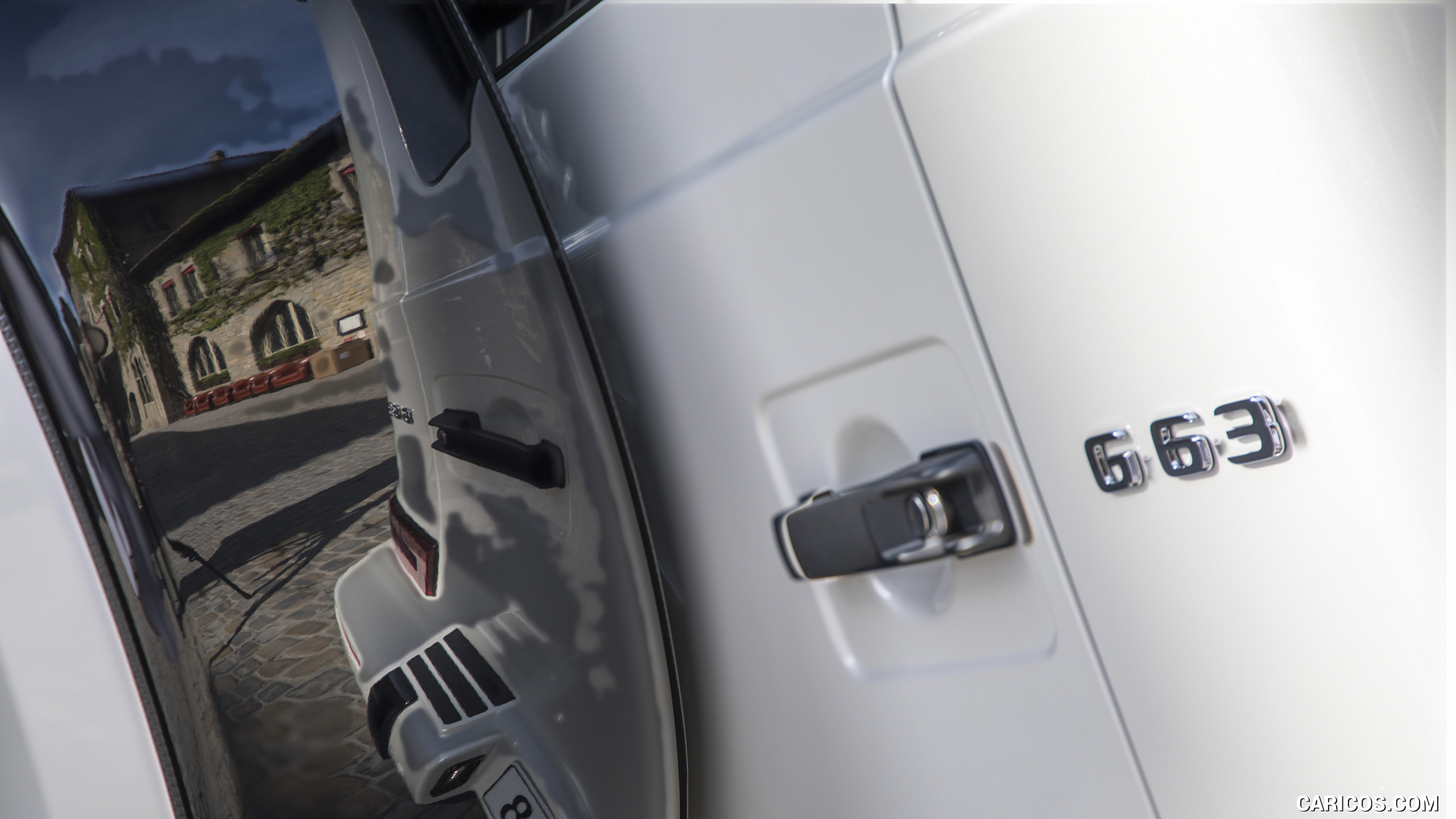 2019 Mercedes-AMG G63 (Color: Designo Diamond White Bright) - Detail, #116 of 452