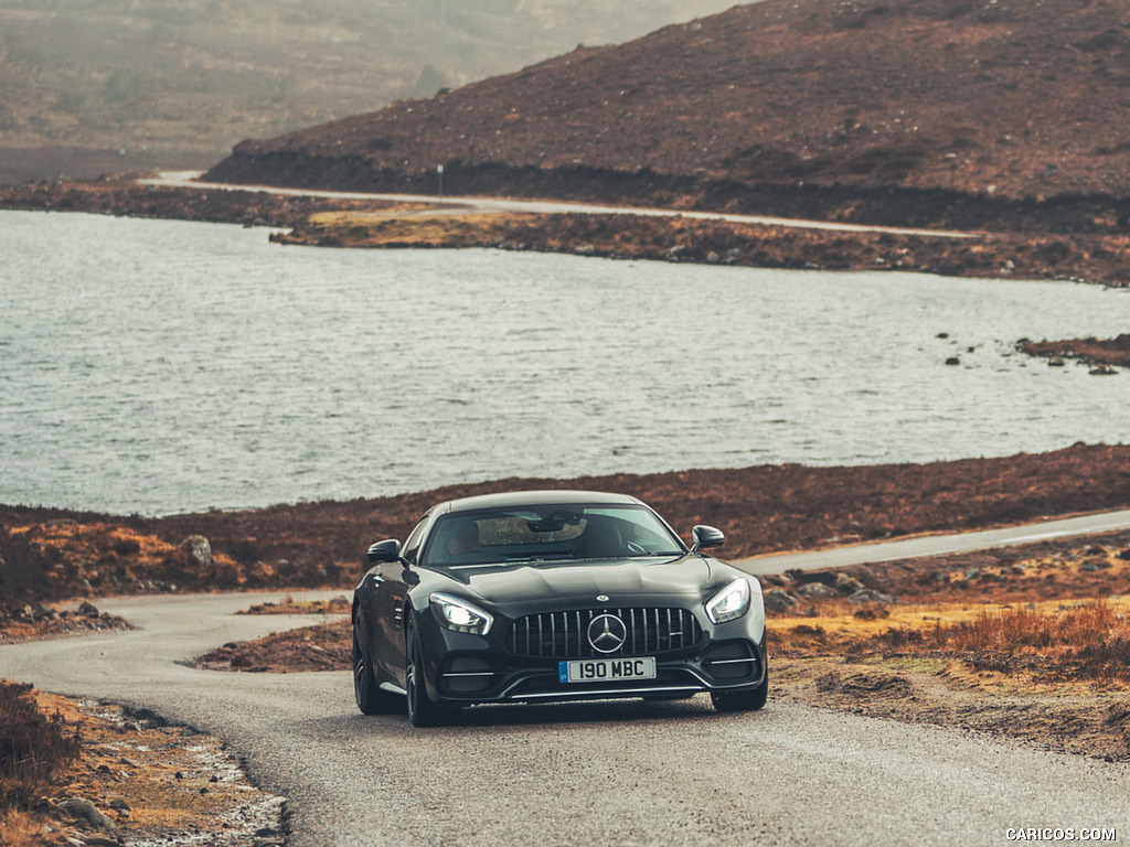 2019 Mercedes-AMG GT C Coupé (UK-Spec) - Front