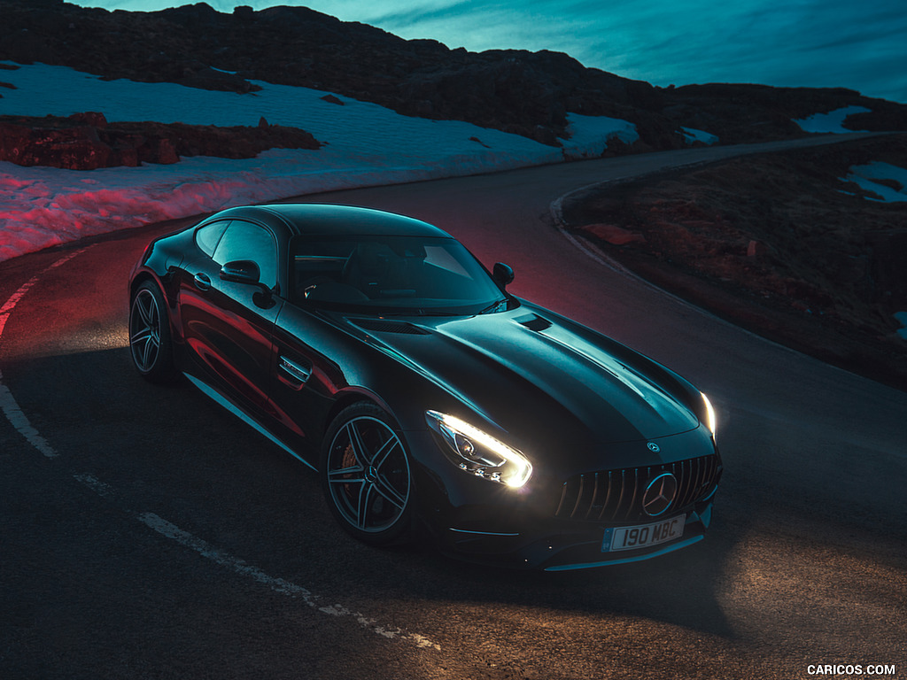 2019 Mercedes-AMG GT C Coupé (UK-Spec) - Front