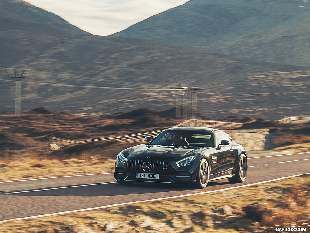 2019 Mercedes-AMG GT C Coupé (UK-Spec) - Front Three-Quarter