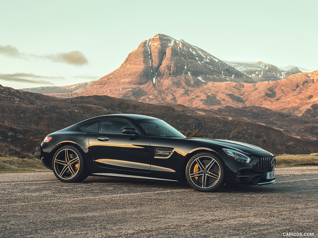 2019 Mercedes-AMG GT C Coupé (UK-Spec) - Side