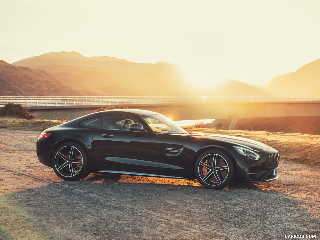 2019 Mercedes-AMG GT C Coupé (UK-Spec) - Side