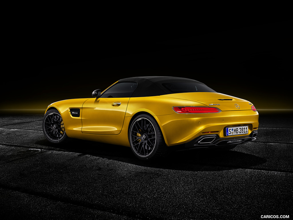 2019 Mercedes-AMG GT S Roadster (Color: Solarbeam)