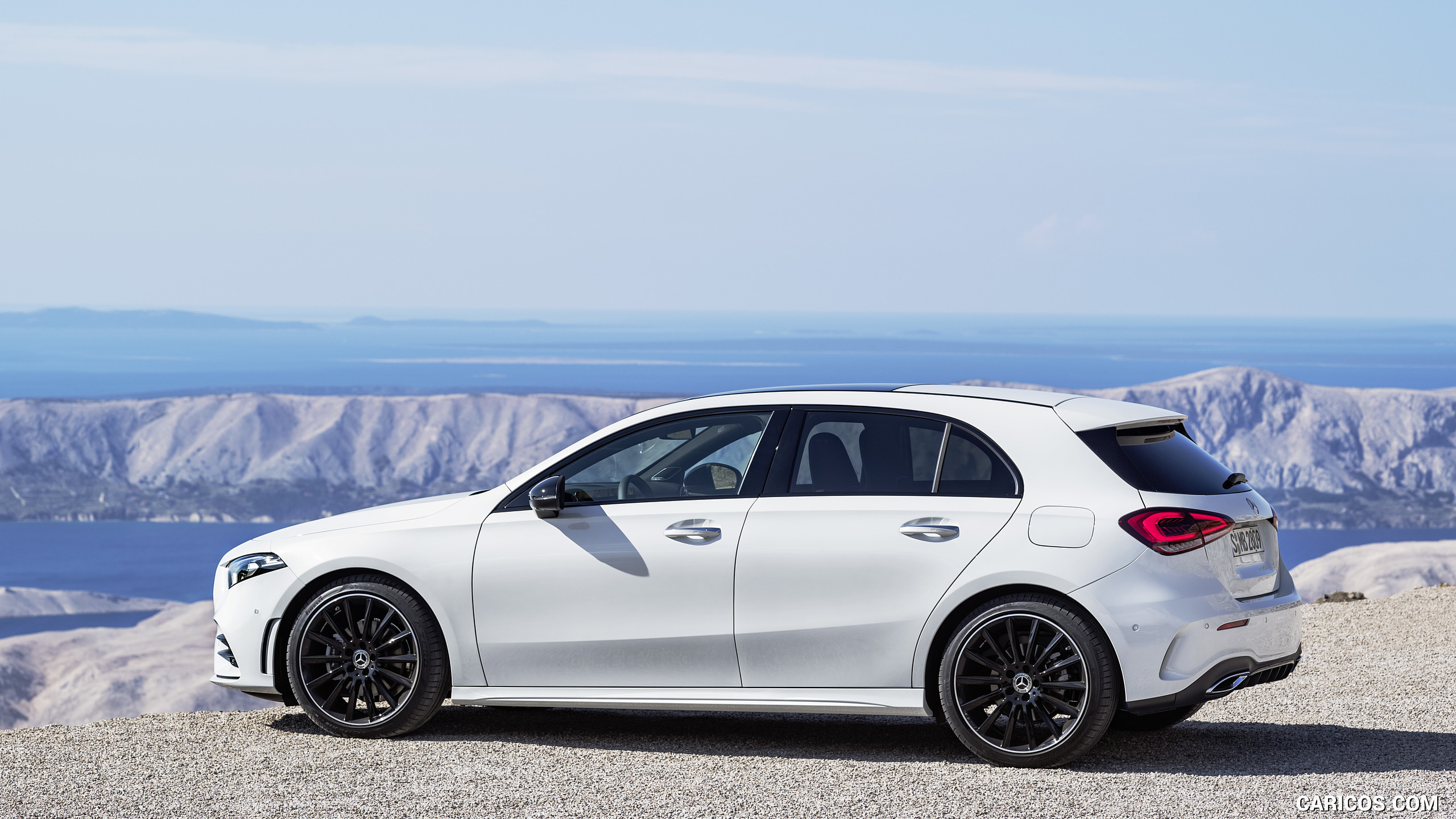 2019 Mercedes-Benz A-Class (Color: Digital white pearl) - Side, #40 of 181