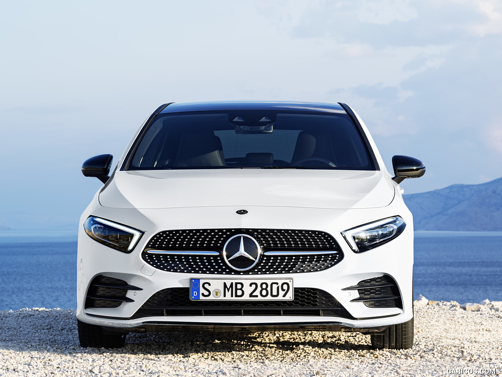 2019 Mercedes-Benz A-Class (Color: Digital white pearl) - Front