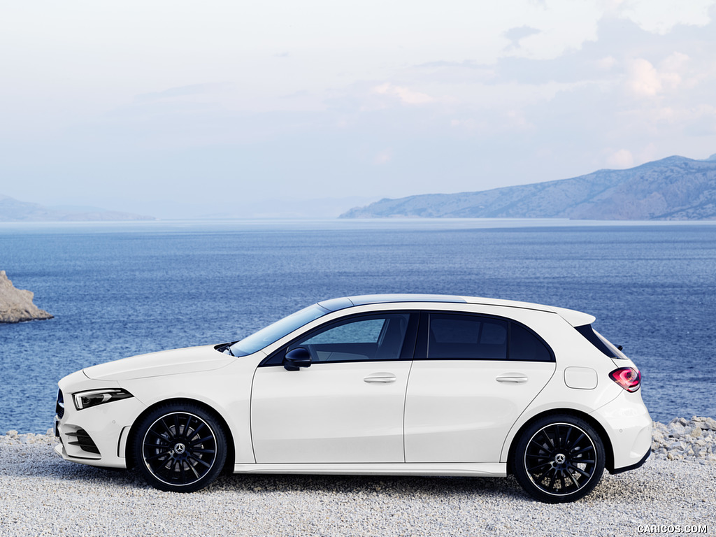 2019 Mercedes-Benz A-Class (Color: Digital white pearl) - Side