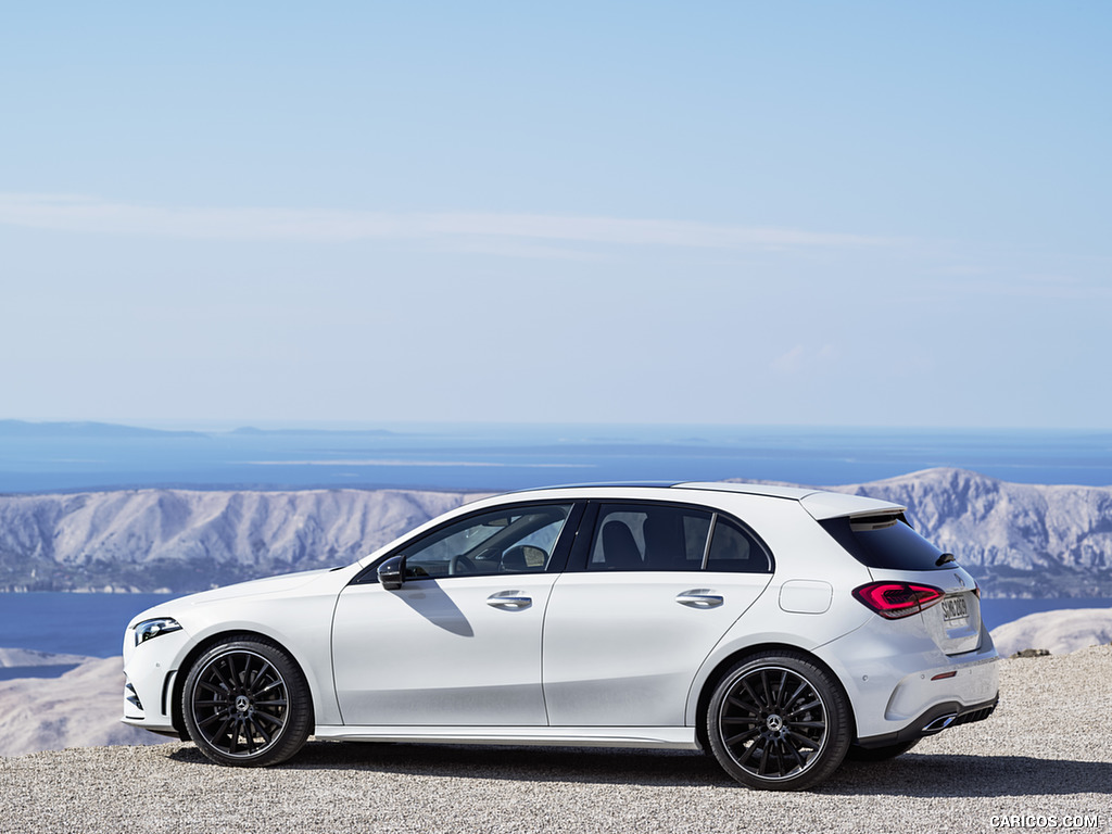 2019 Mercedes-Benz A-Class (Color: Digital white pearl) - Side