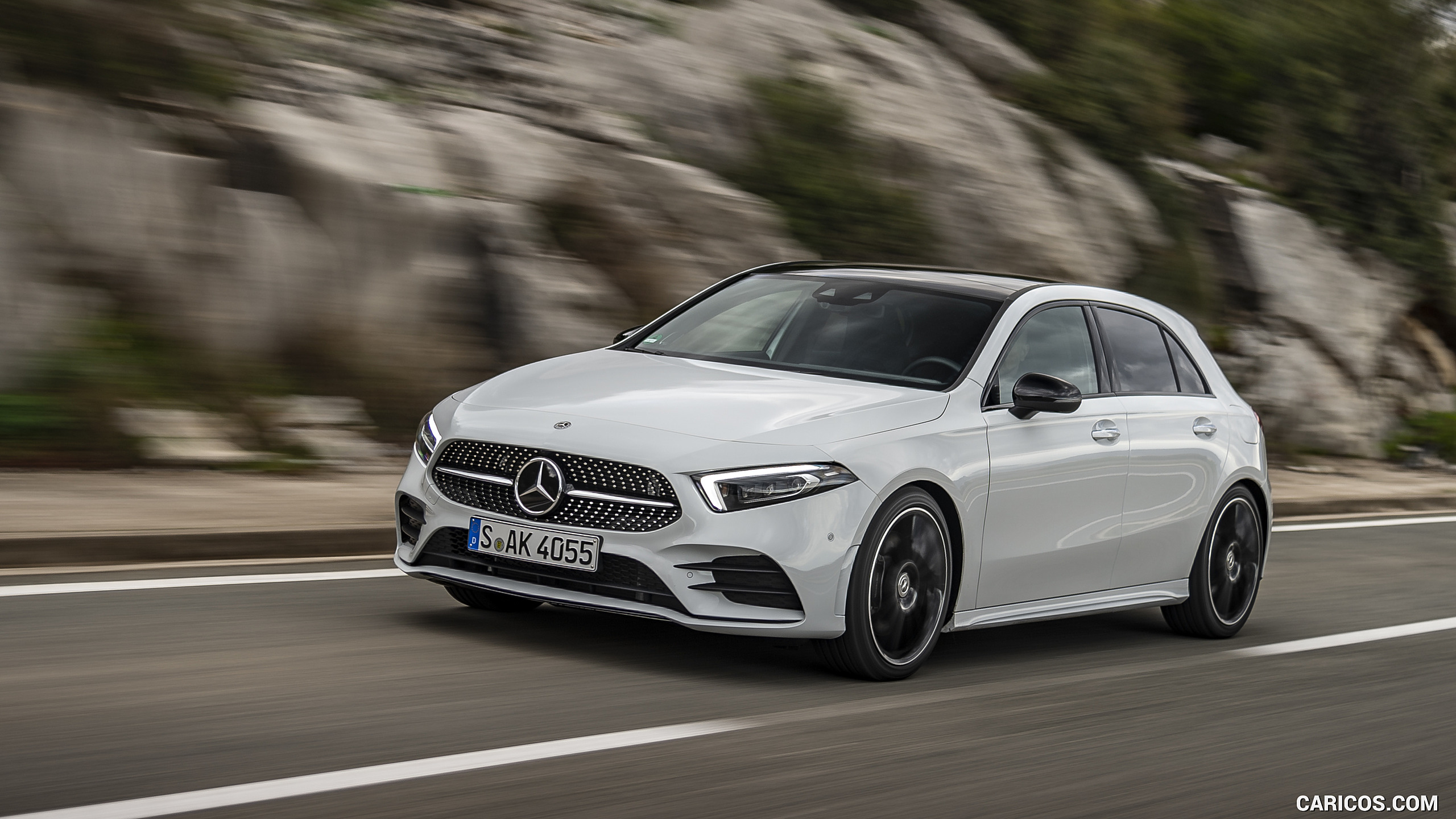 2019 Mercedes-benz A-class A180 D Amg Line (color: Digital White 