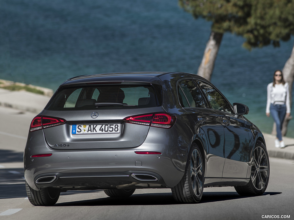 2019 Mercedes-Benz A-Class A180 d Progressive (Color: Mountain Grey)