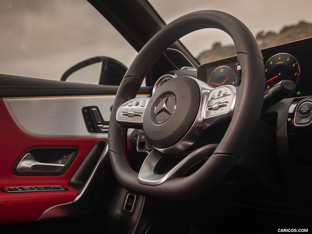 2019 Mercedes-Benz A220 4MATIC Sedan (US-Spec) - Interior, Detail