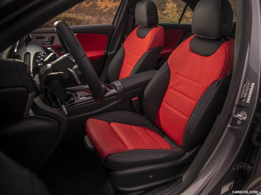 2019 Mercedes-Benz A220 4MATIC Sedan (US-Spec) - Interior, Front Seats