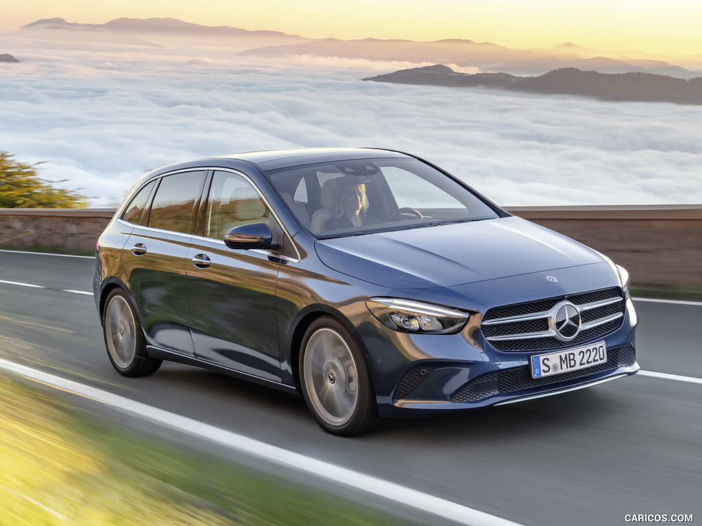 2019 Mercedes-Benz B-Class (Color: Denim Blue) - Front Three-Quarter