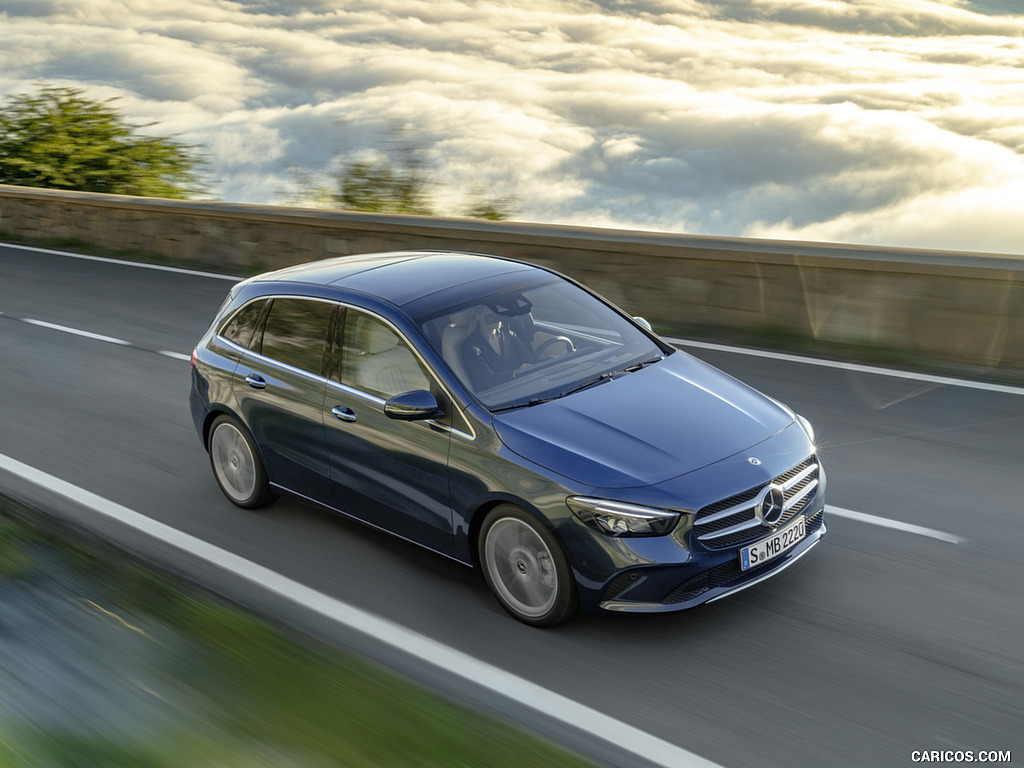 2019 Mercedes-Benz B-Class (Color: Denim Blue) - Front Three-Quarter