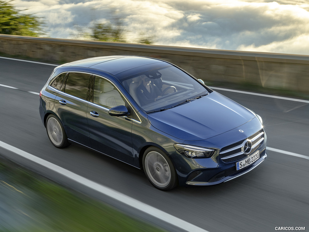 2019 Mercedes-Benz B-Class (Color: Denim Blue) - Front Three-Quarter