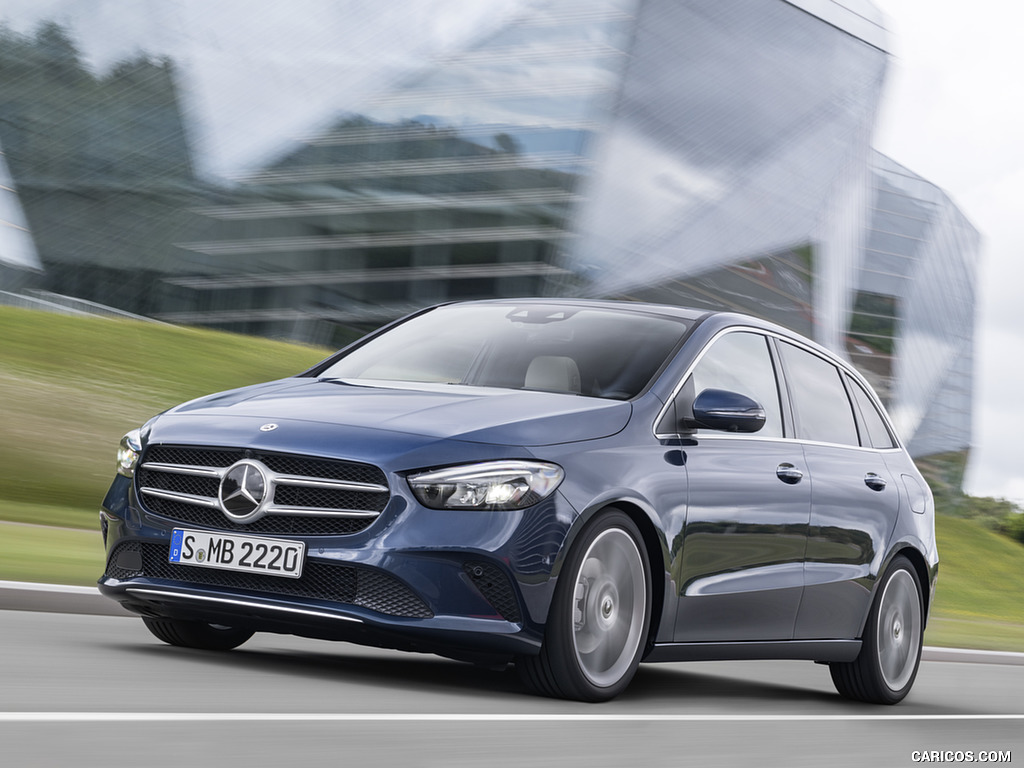 2019 Mercedes-Benz B-Class (Color: Denim Blue) - Front Three-Quarter