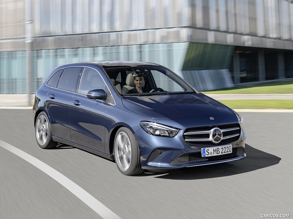 2019 Mercedes-Benz B-Class (Color: Denim Blue) - Front Three-Quarter