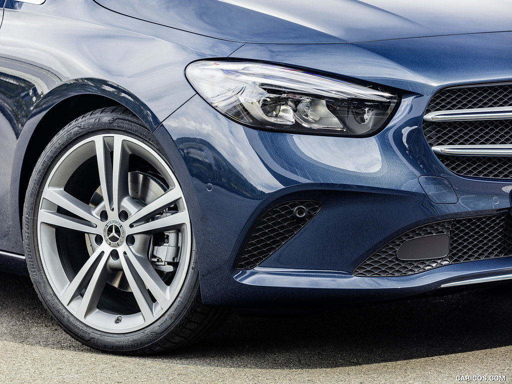 2019 Mercedes-Benz B-Class (Color: Denim Blue) - Headlight