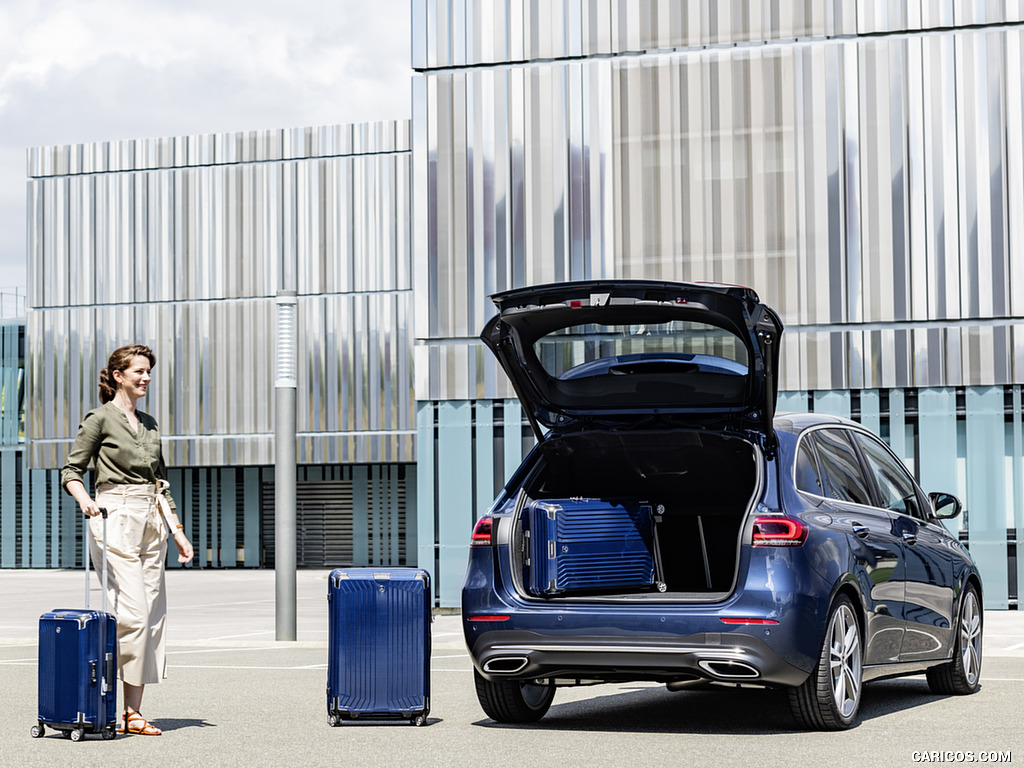 2019 Mercedes-Benz B-Class (Color: Denim Blue) - Trunk