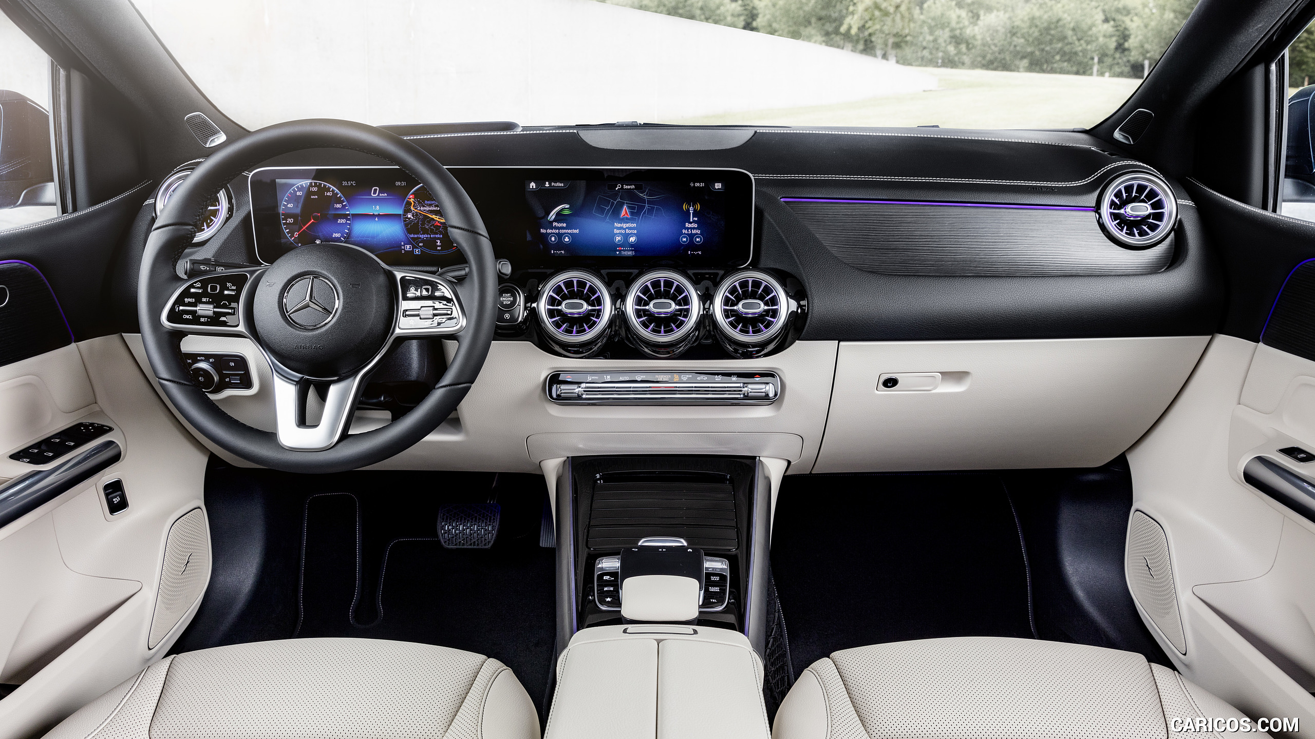 2019 Mercedes-Benz B-Class - Interior, Cockpit, #26 of 55