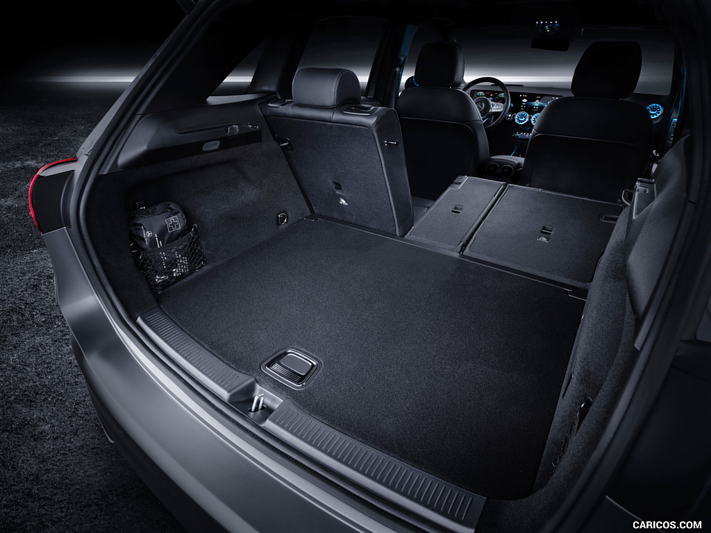 2019 Mercedes-Benz B-Class - Trunk