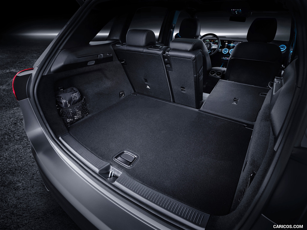 2019 Mercedes-Benz B-Class - Trunk