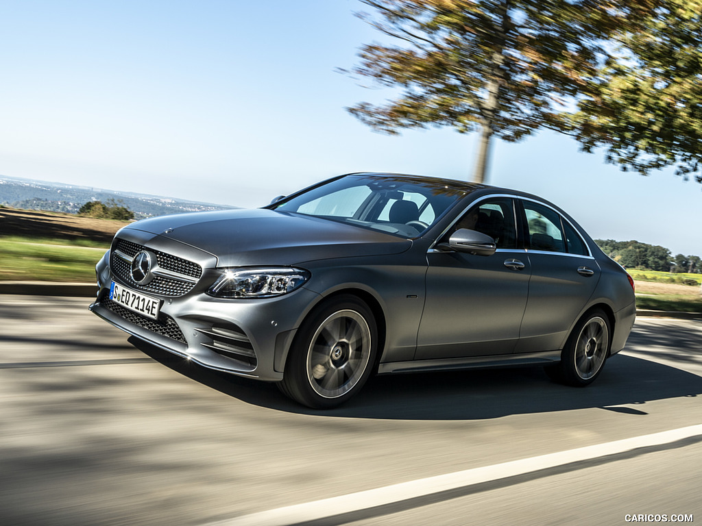 2019 Mercedes-Benz C 300 de Diesel Plug-in Hybrid Sedan (Color: Selenite Grey Shape) - Front Three-Quarter