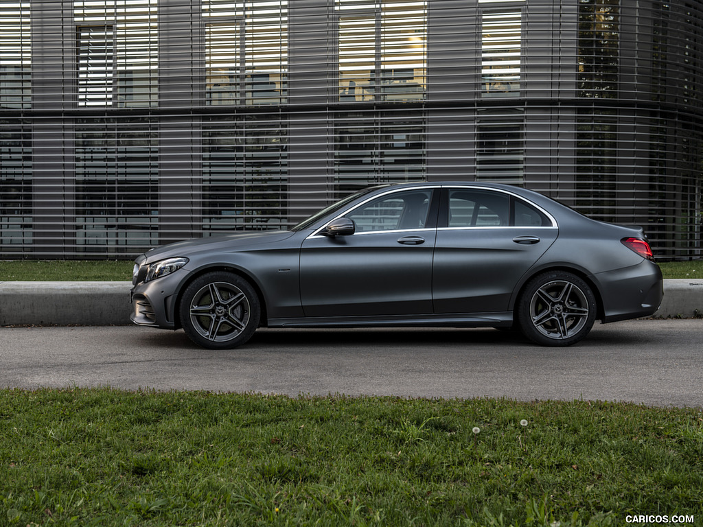 2019 Mercedes-Benz C 300 de Diesel Plug-in Hybrid Sedan (Color: Selenite Grey Shape) - Side