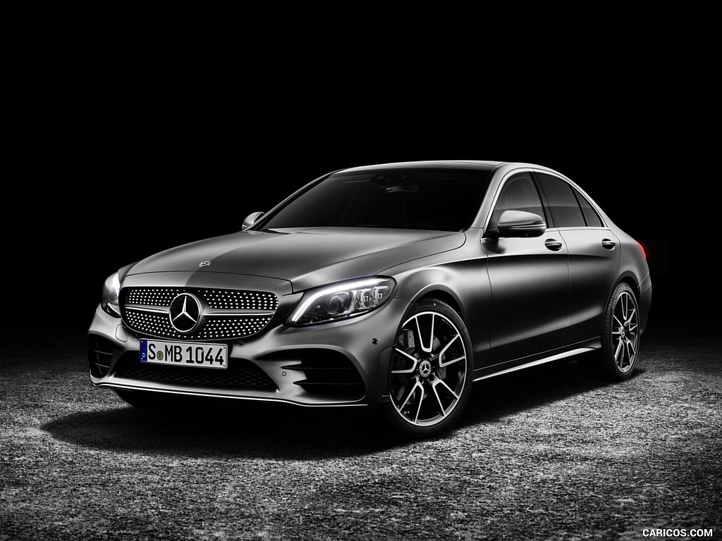 2019 Mercedes-Benz C-Class Sedan AMG-Line (Color: Platinum White Pearl/Black) - Front Three-Quarter