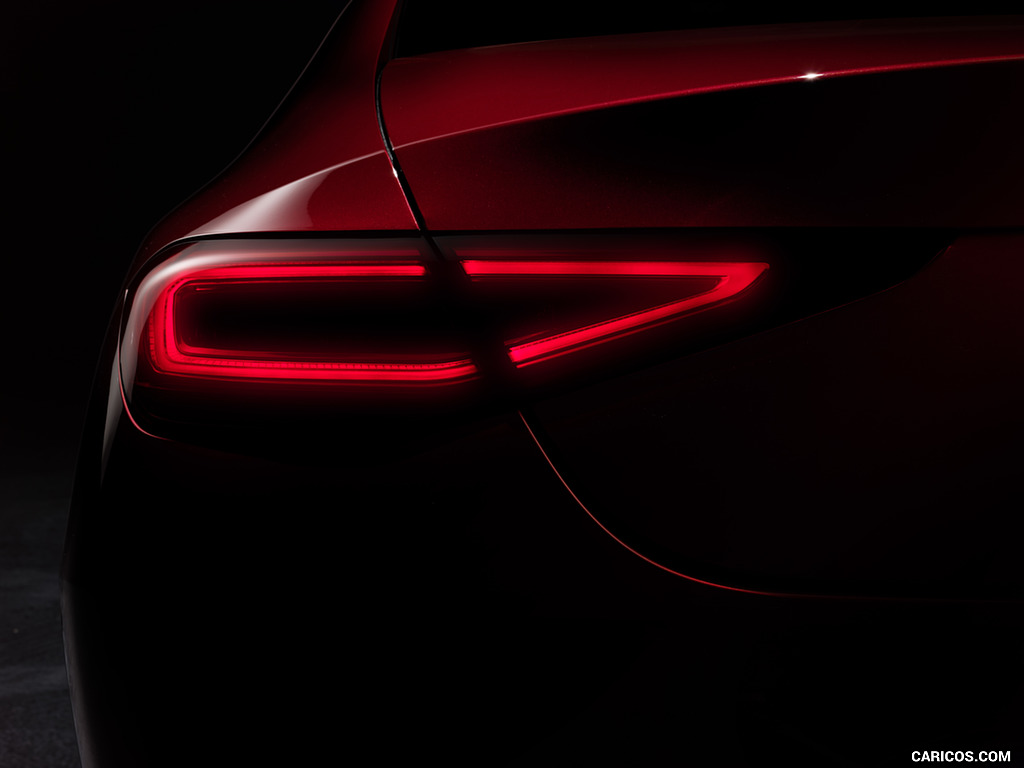 2019 Mercedes-Benz CLS (Color: Designo Hyacinth Red Metallic) - Tail Light