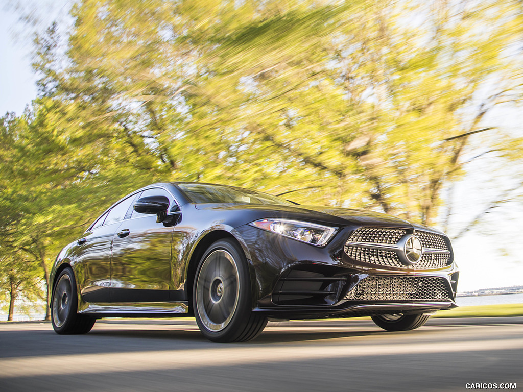 2019 Mercedes-Benz CLS 450 4MATIC (US-Spec) - Front Three-Quarter