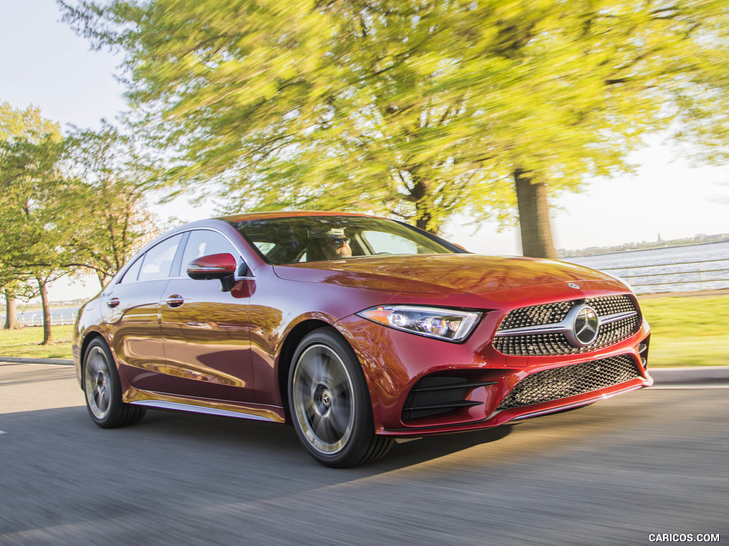 2019 Mercedes-Benz CLS 450 4MATIC (US-Spec) - Front Three-Quarter