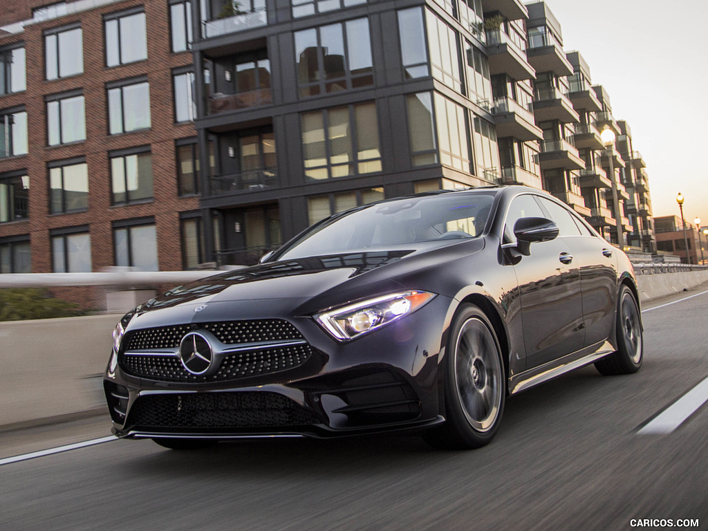 2019 Mercedes-Benz CLS 450 4MATIC (US-Spec) - Front Three-Quarter