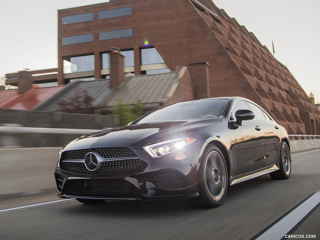 2019 Mercedes-Benz CLS 450 4MATIC (US-Spec) - Front Three-Quarter