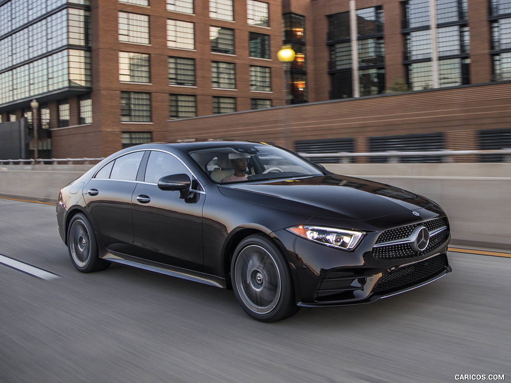 2019 Mercedes-Benz CLS 450 4MATIC (US-Spec) - Front Three-Quarter