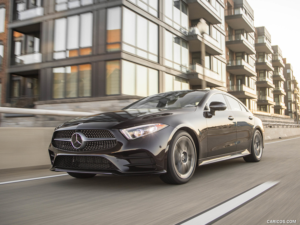 2019 Mercedes-Benz CLS 450 4MATIC (US-Spec) - Front Three-Quarter