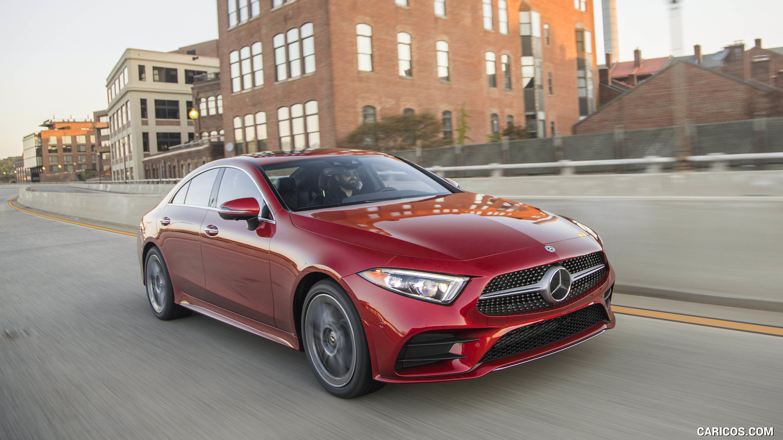 2019 Mercedes-Benz CLS 450 4MATIC (US-Spec) - Front Three-Quarter | Caricos