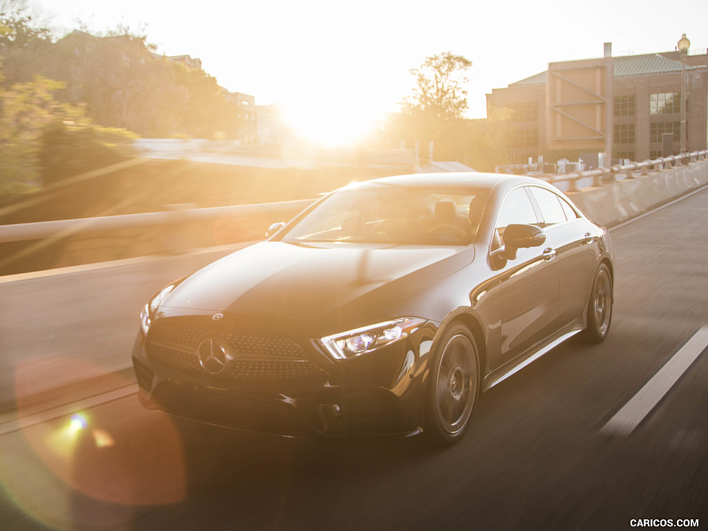 2019 Mercedes-Benz CLS 450 4MATIC (US-Spec) - Front Three-Quarter