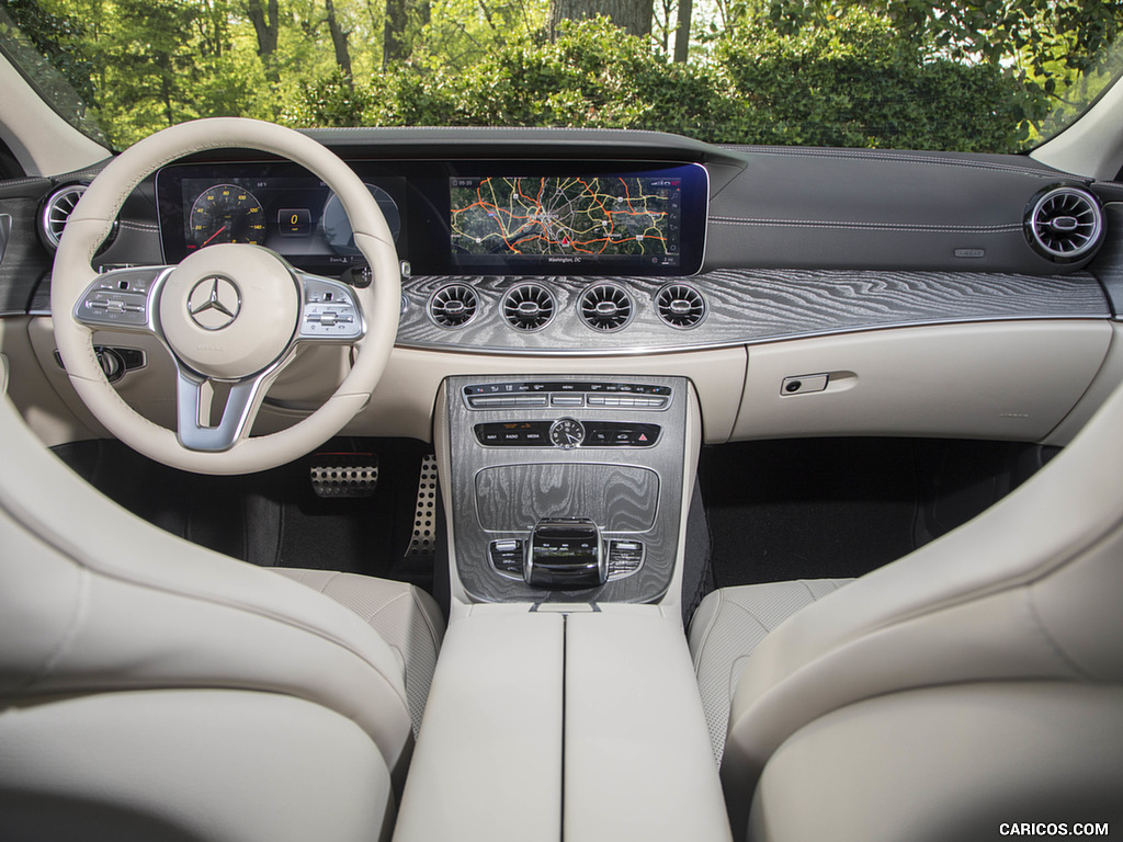 2019 Mercedes-Benz CLS 450 4MATIC (US-Spec) - Interior, Cockpit