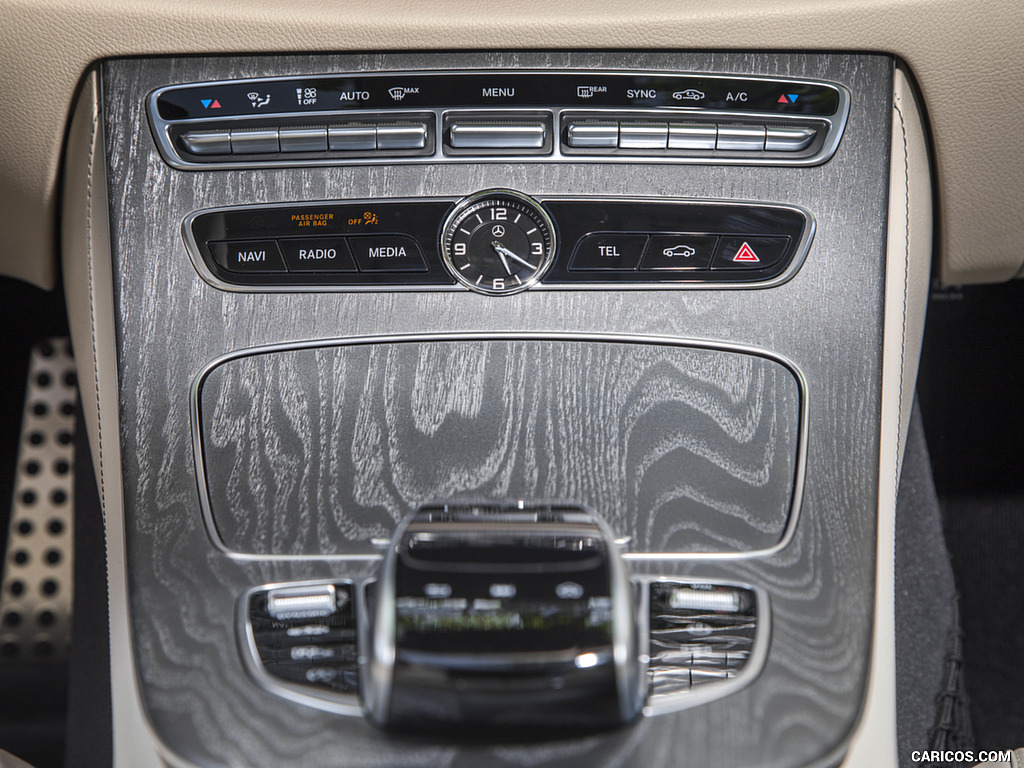 2019 Mercedes-Benz CLS 450 4MATIC (US-Spec) - Interior, Detail