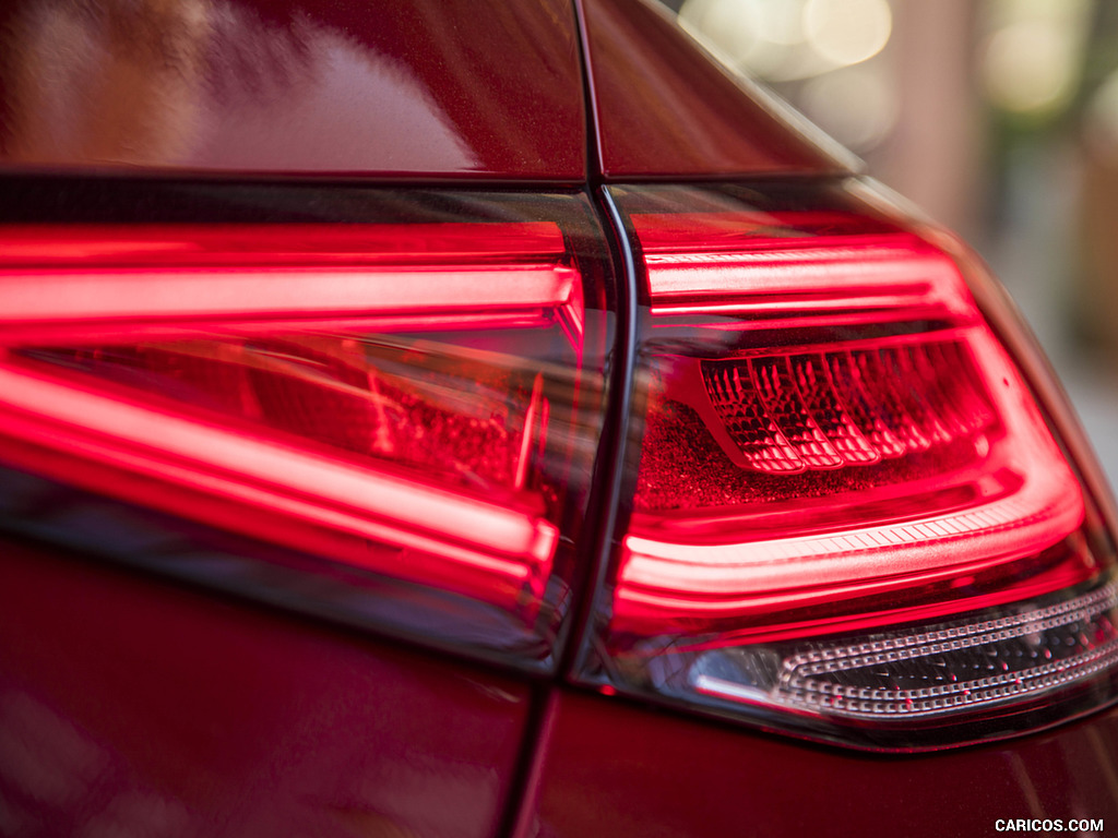 2019 Mercedes-Benz CLS 450 4MATIC (US-Spec) - Tail Light