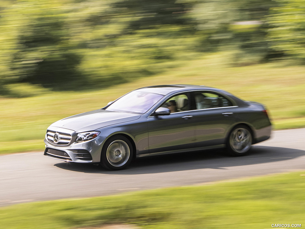 2019 Mercedes-Benz E450 4MATIC E-Class Sedan (US-Spec) - Front Three-Quarter