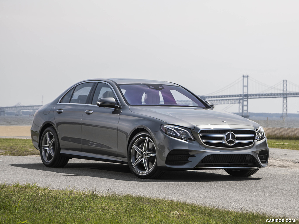 2019 Mercedes-Benz E450 4MATIC E-Class Sedan (US-Spec) - Front Three-Quarter